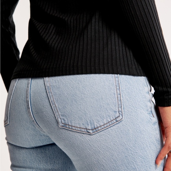 Abercrombie The 90s Straight Ultra High Rise Jeans | Distressed Jeans Size 29L - Picture 4 of 12